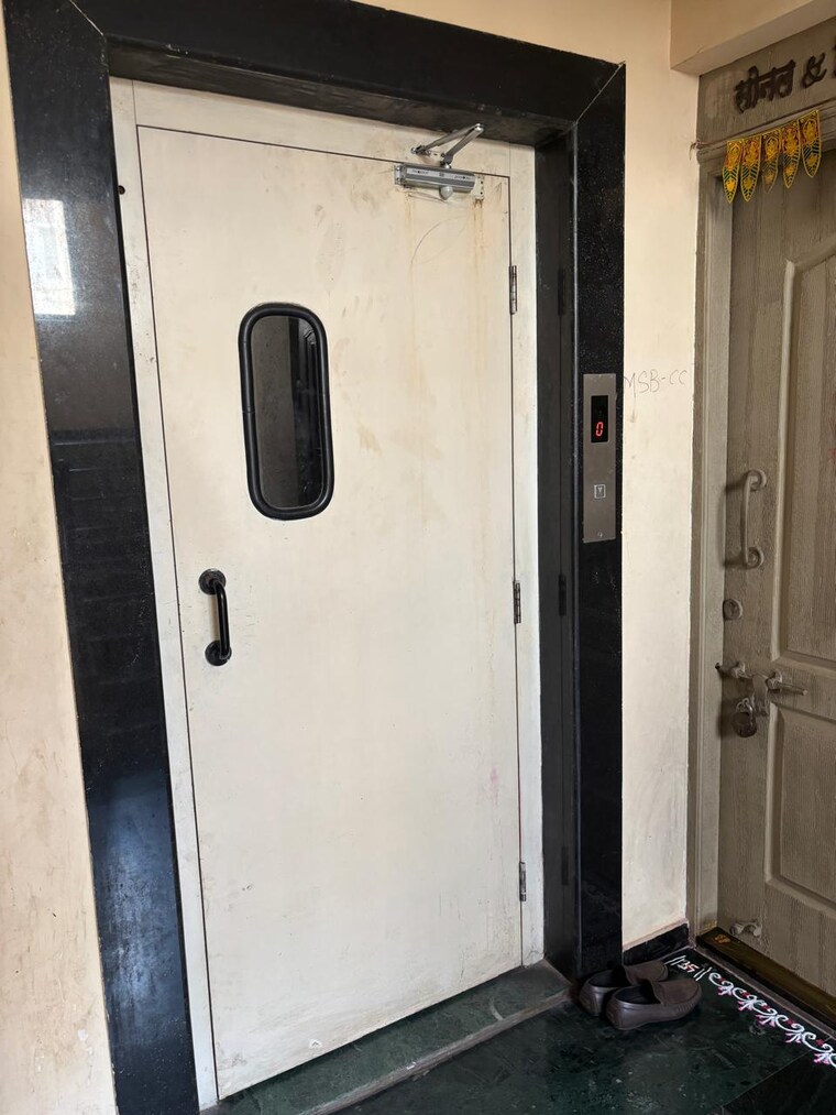 Bathroom, lodha-paradise 2 Bedroom 882 Sq.Ft. Apartment In Majiwada Thane 9480668