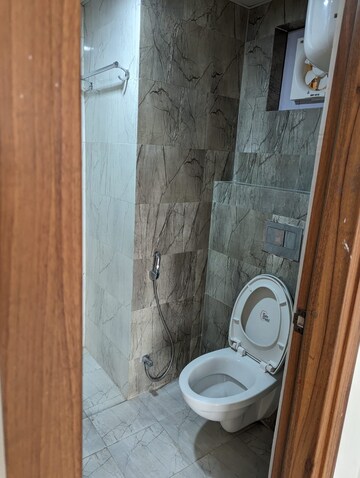 Bathroom in 4 BHK Apartment at Azeagaia Botanica, Vrindavan Yojna – for Rent