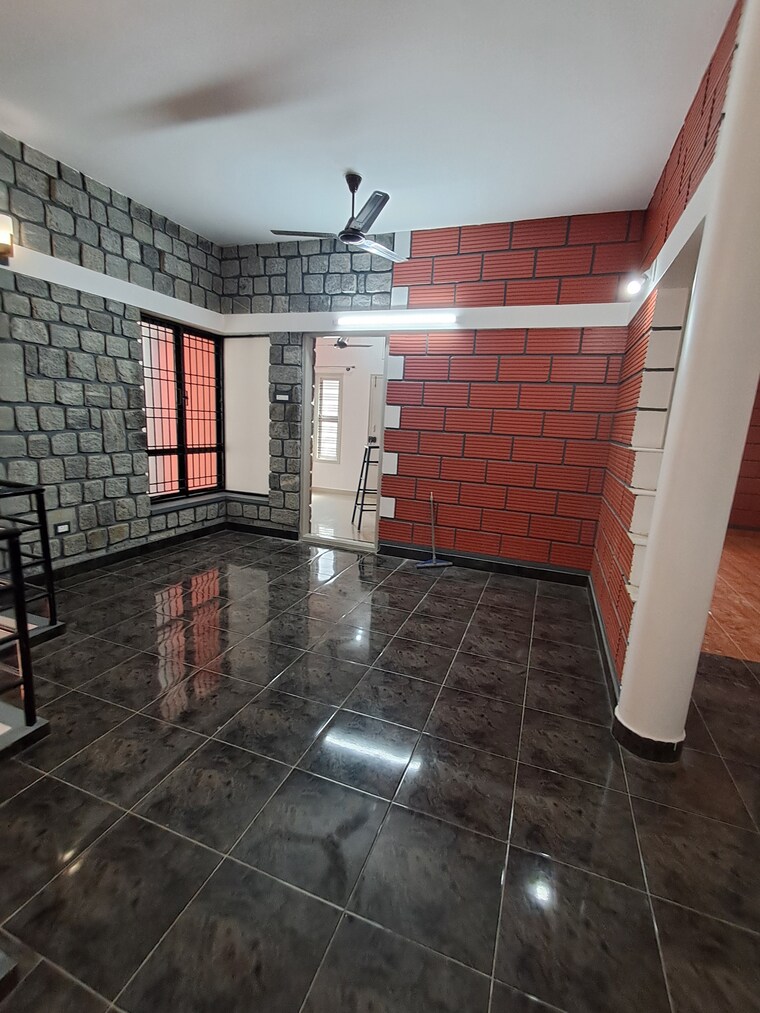 undefined, hsr layout 4 Bedroom 1800 Sq.Ft. Independent House In Hsr Layout Bangalore 9480698