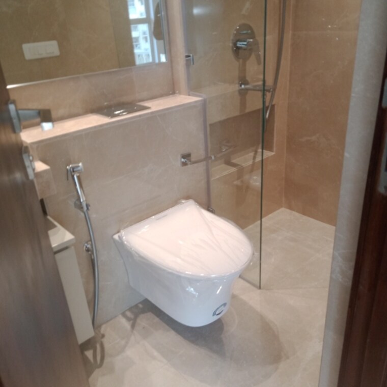 Bathroom, hiranandani-highland 2 Bedroom 594 Sq.Ft. Apartment In Powai Mumbai 9480689