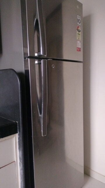  1 BHK Apartment at Bandra West – for Rent