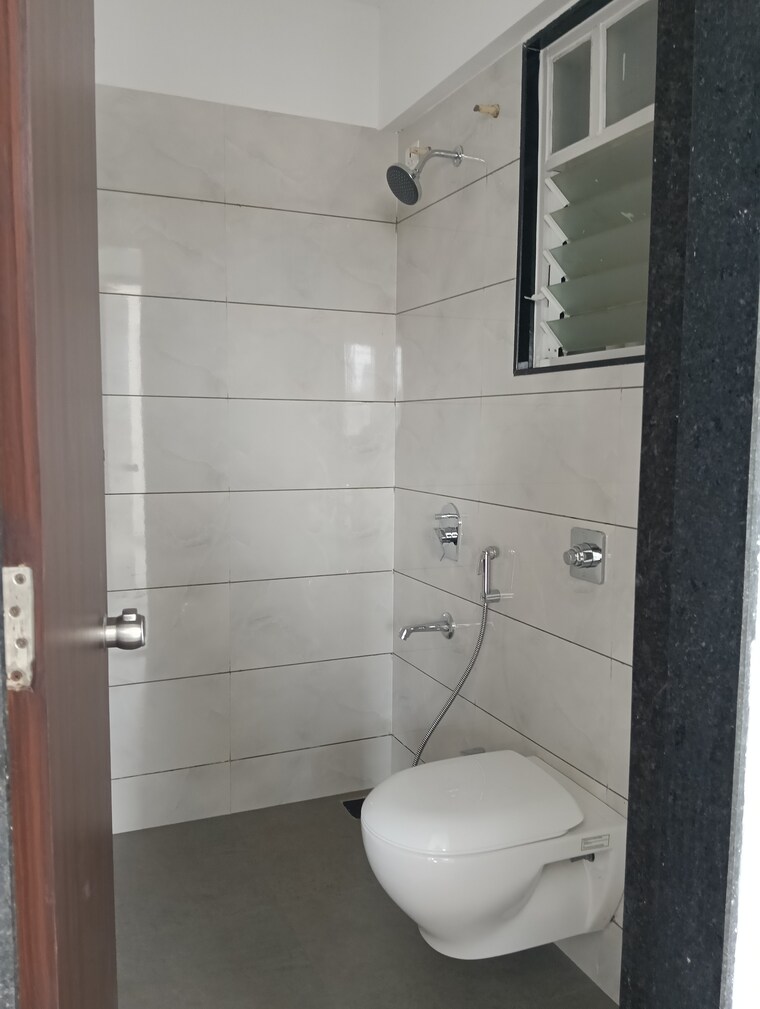 Attached Bathroom, chandrarang-serenity 2 Bedroom 818 Sq.Ft. Apartment In Wakad Pune 9480683