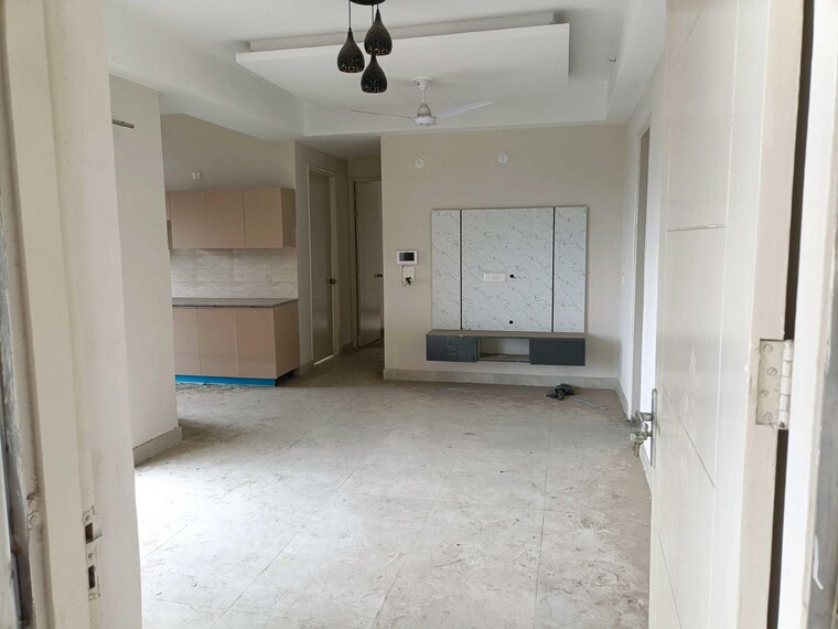 Room, siddharth vihar 3 Bedroom 1650 Sq.Ft. Apartment In Siddharth Vihar Ghaziabad 9480687