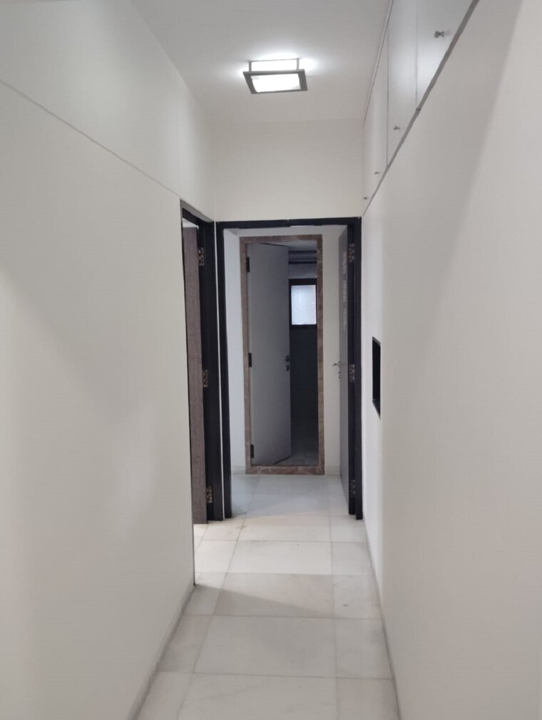 undefined, bandra west 4 Bedroom 1200 Sq.Ft. Apartment In Bandra West Mumbai 9480700