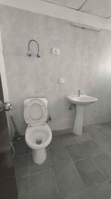 Bathroom in 3 BHK Apartment at Paramount Emotions, Sector 1 Greater Noida – for Rent