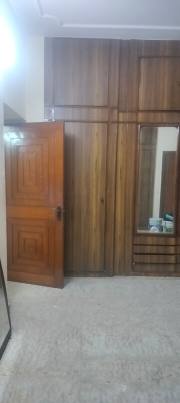 4 BHK Apartment For Rent in Garhyog Apartment, Janakpuri