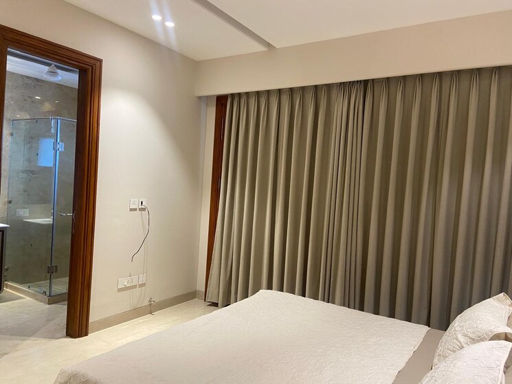 Room, sector 4 4 Bedroom 2000 Sq.Ft. Builder Floor In Sector 4 Panchkula 9480813