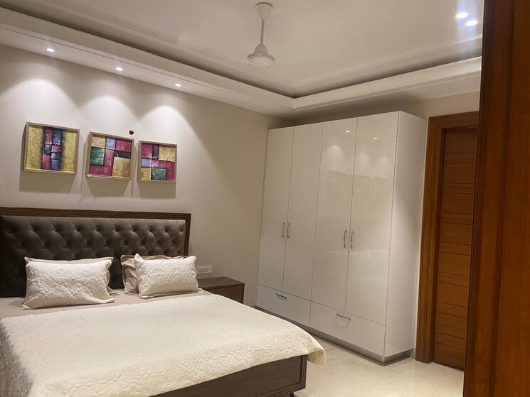 Bedroom, sector 4 4 Bedroom 2000 Sq.Ft. Builder Floor In Sector 4 Panchkula 9480813
