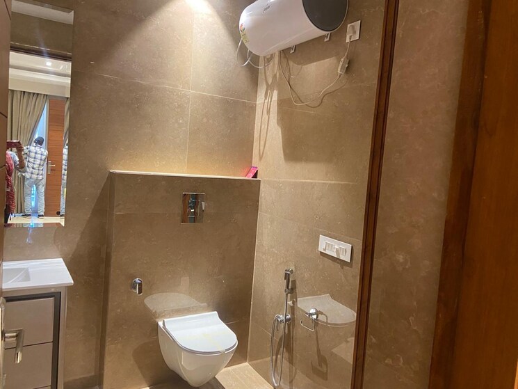 Bathroom, sector 4 4 Bedroom 2000 Sq.Ft. Builder Floor In Sector 4 Panchkula 9480813
