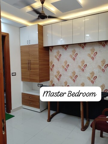 Master Bedroom in 2 BHK Builder Floor at Dwarka Mor – for Rent
