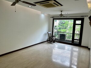 Room in 2 BHK Builder Floor at Jangpura – for Rent