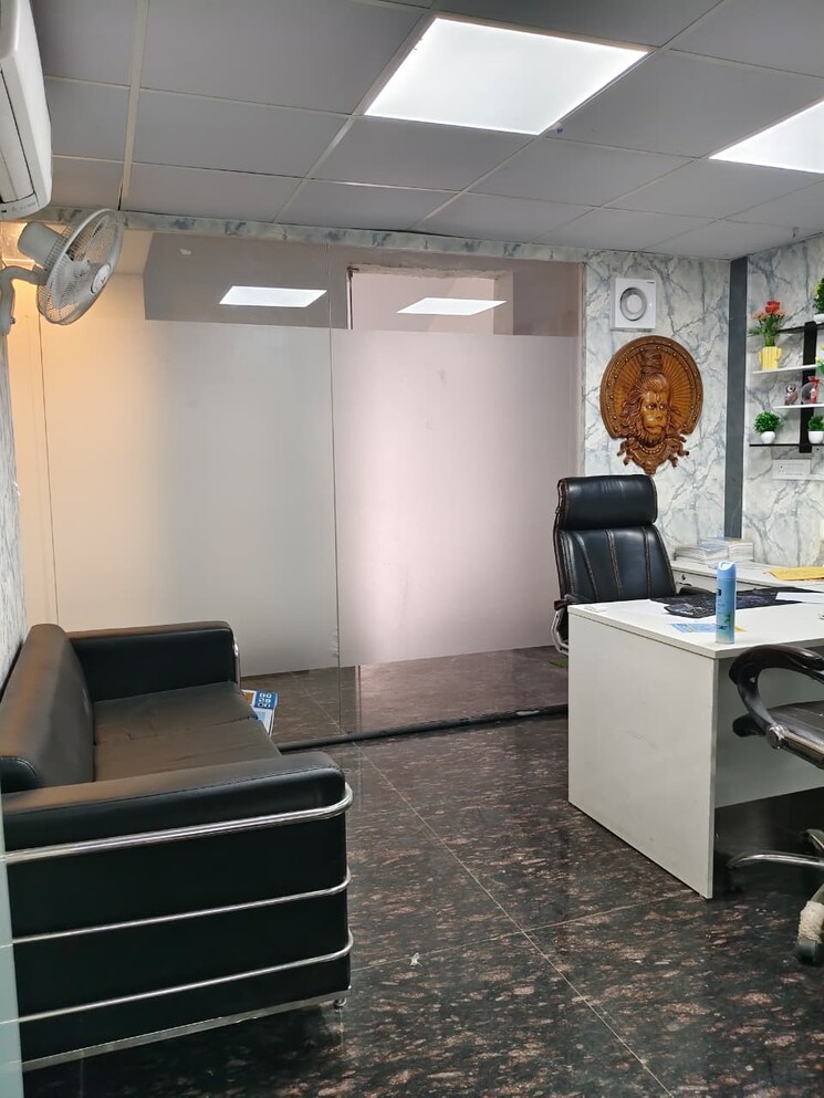 Team Area, sector 63 Commercial Office Space 1980 Sq.Ft. In Sector 63 Noida 9480740