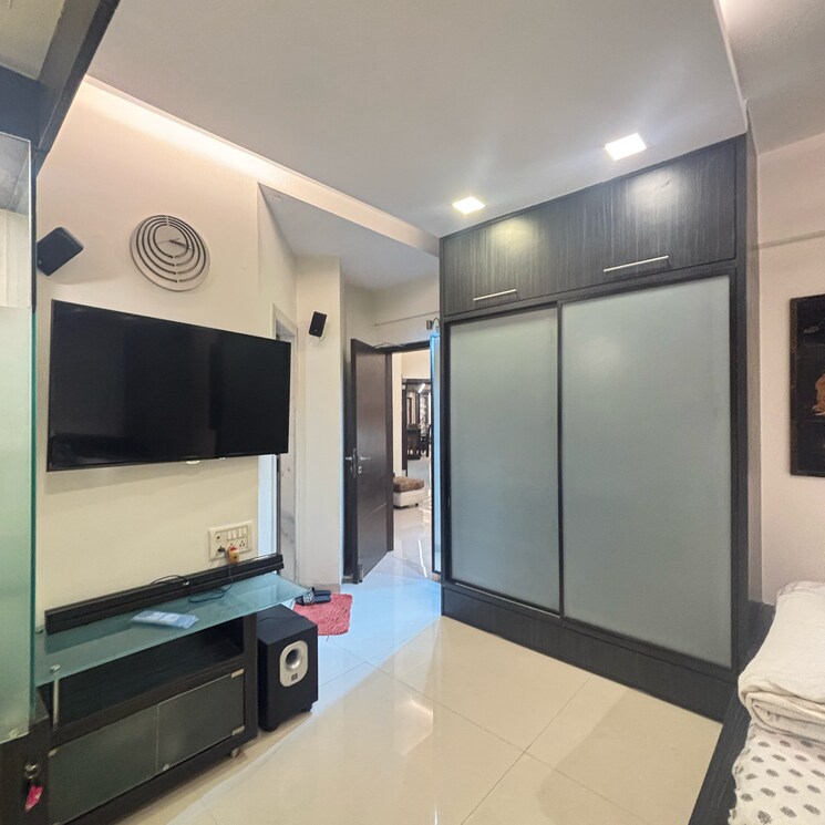 Room, four bunglows 4 Bedroom 1300 Sq.Ft. Apartment In Four Bunglows Mumbai 9480787