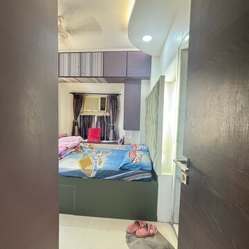Bedroom in 4 BHK Apartment at Four Bunglows – for Rent
