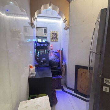  4 BHK Apartment at Four Bunglows – for Rent