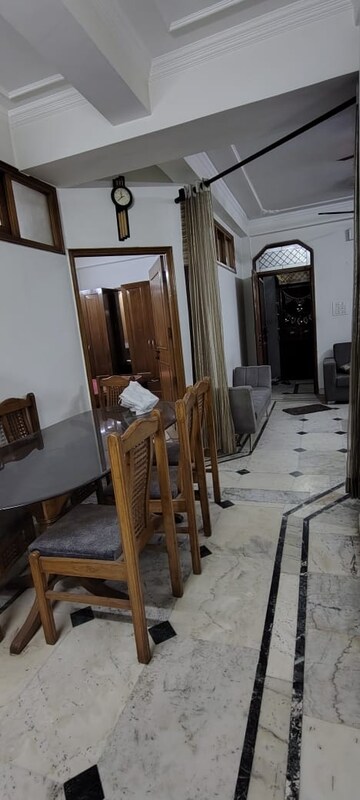 Living Room in 3 BHK Builder Floor at Vaishali Sector 5 – for Rent