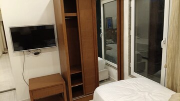 Bedroom in 2 BHK Apartment at Meghana Apartment, Lower Parel – for Rent