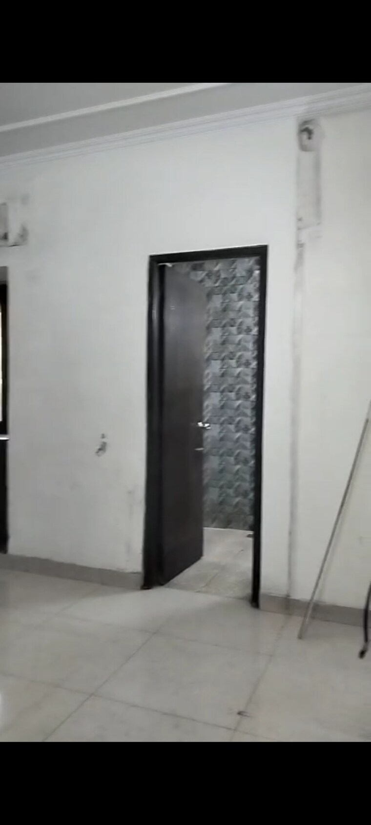 undefined, vasant kunj 3 Bedroom 1400 Sq.Ft. Apartment In Vasant Kunj Delhi 9480807