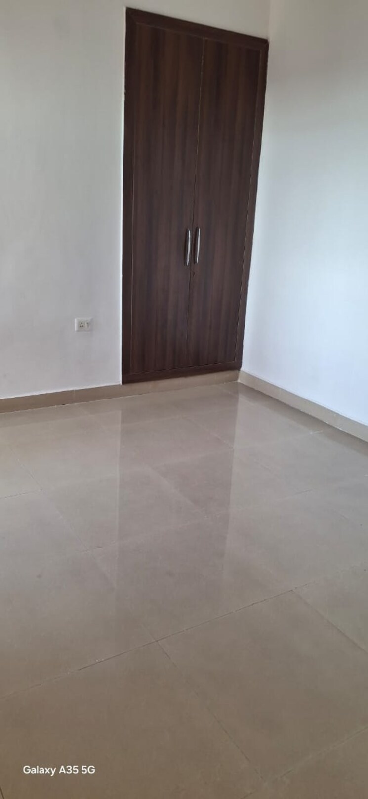 Room, supertech-cape-town 2 Bedroom 1150 Sq.Ft. Apartment In Sector 74 Noida 9480801