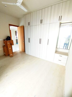 Room in 3 BHK Apartment at M3M Heights, Sector 65 – for Rent