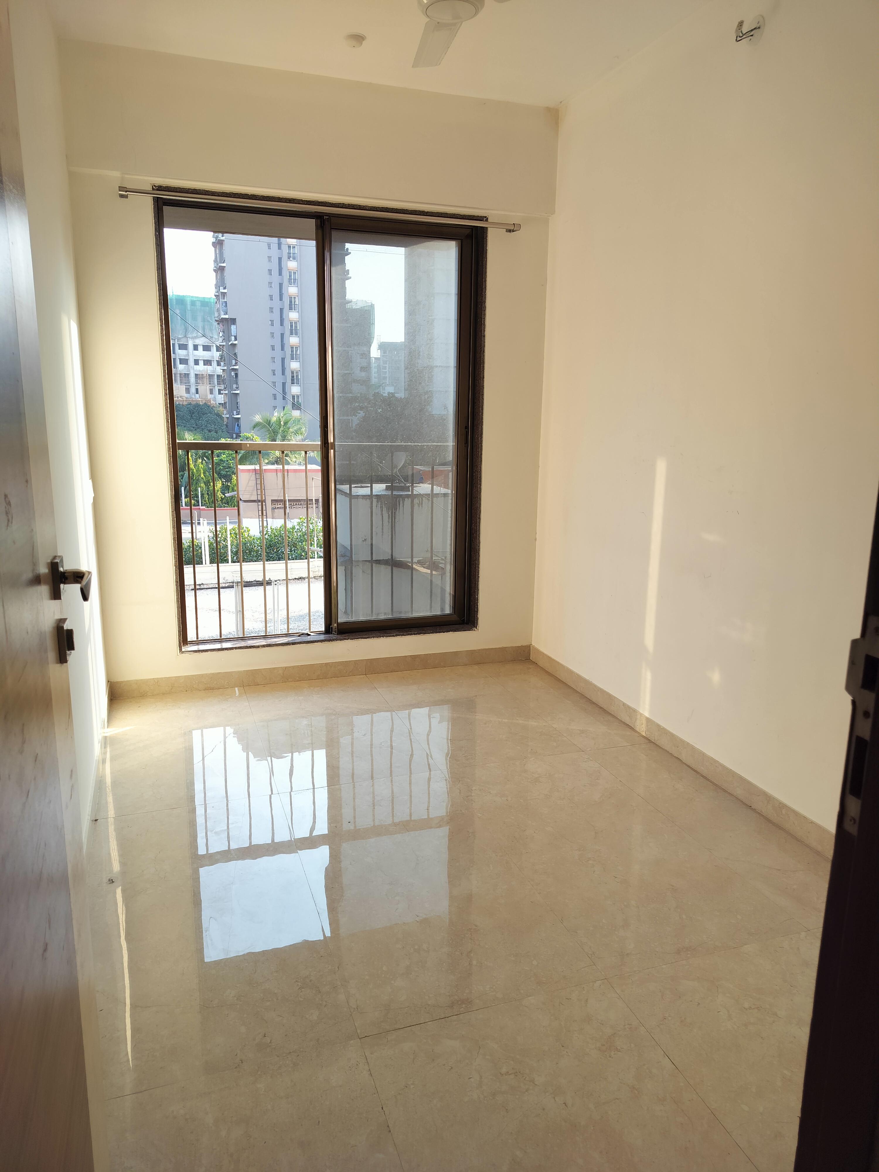 1.5 BHK + Study Room Apartment For Rent in New Ambivali