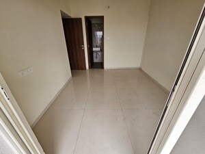 Room in 2 BHK Apartment at Sinhagad Road – for Rent