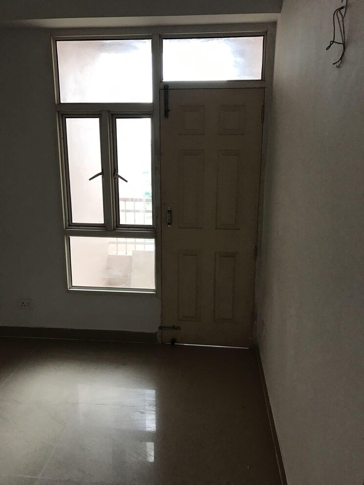 Room, supertech-cape-town 3 Bedroom 1505 Sq.Ft. Apartment In Sector 74 Noida 9480866