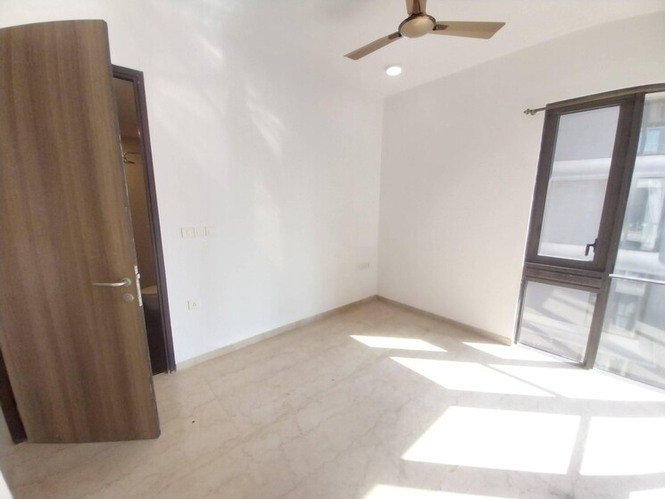 Room, lodha-the-park 3 Bedroom 1198 Sq.Ft. Apartment In Worli Mumbai 9480853