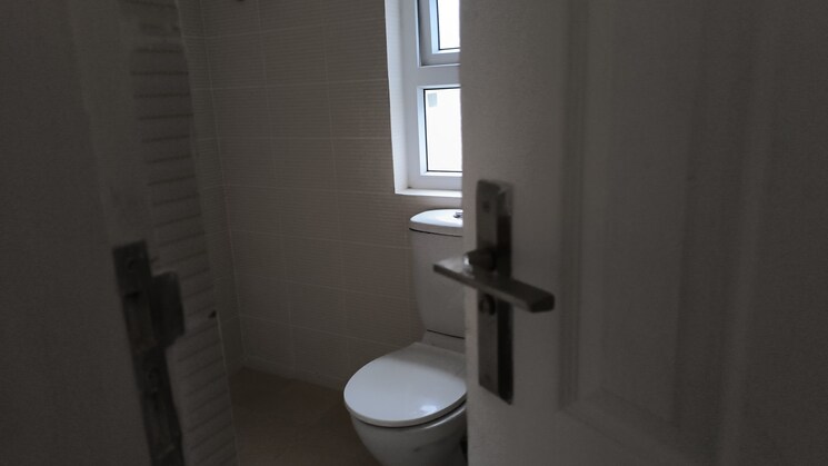 Bathroom, puri-vip-floors 3 Bedroom 2700 Sq.Ft. Apartment In Sector 81 Faridabad 9480892