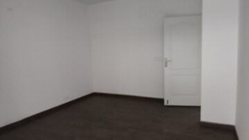 Room in 3 BHK Apartment at Puri Vip Floors, Sector 81 – for Sale