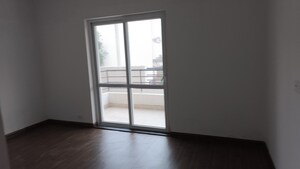 Room in 3 BHK Apartment at Puri Vip Floors, Sector 81 – for Sale