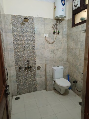 Master Bedroom in 1 RK Independent House at Sector 56 – for Rent