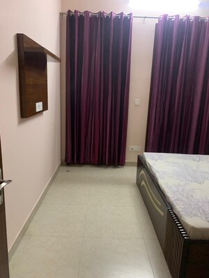 Room in 2 BHK Independent House at Sector 6 – for Rent