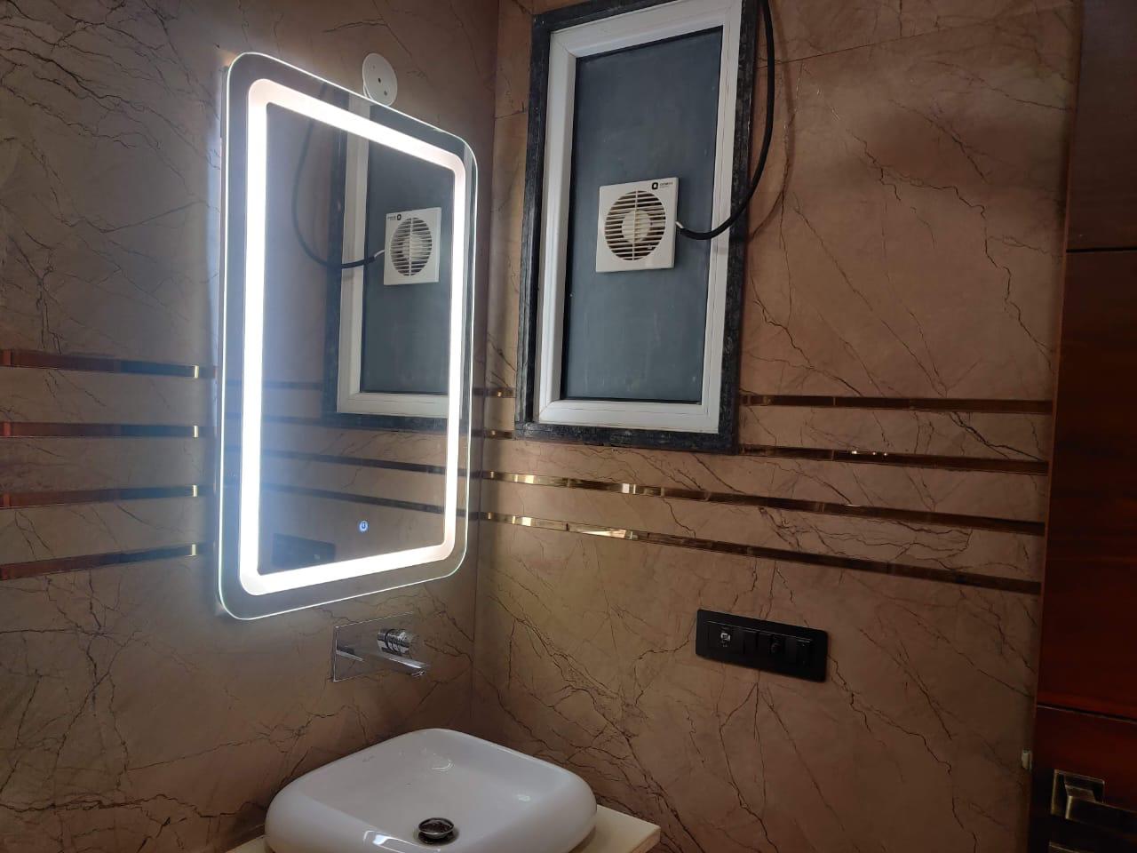 3 BHK + Pooja Room 174 Sq.Yd. Builder Floor in Puri Kohinoor