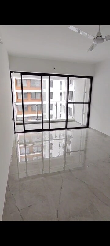 Room in 2.5 BHK Apartment at Unique Youtopia, Kharadi – for Sale