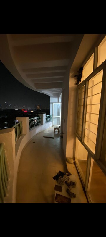 Kitchen in 3 BHK Apartment at Eldeco Ananda, Sector 48 – for Rent