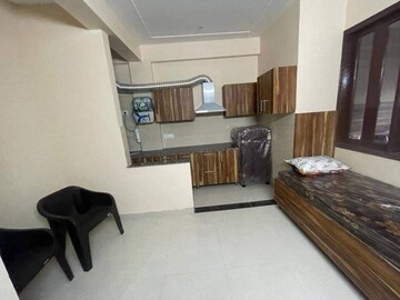 Living Room in 1 BHK Builder Floor at Greenwood City, Sector 40 – for Rent