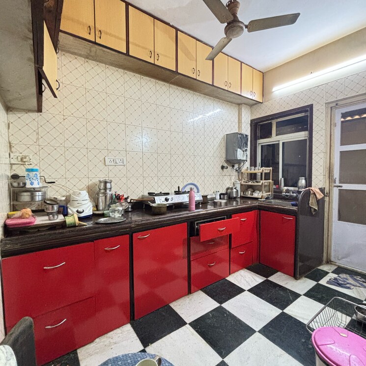 Kitchen, sv patel nagar 4 Bedroom 2600 Sq.Ft. Independent House In Sv Patel Nagar Mumbai 9481004