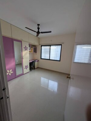 Room in 2 BHK Apartment at Narhe – for Rent