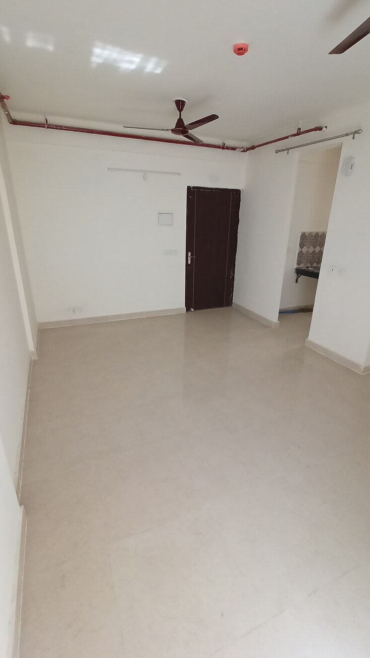 Room, signature-global-prime 2 Bedroom 573 Sq.Ft. Apartment In Sector 63a Gurgaon 9481024