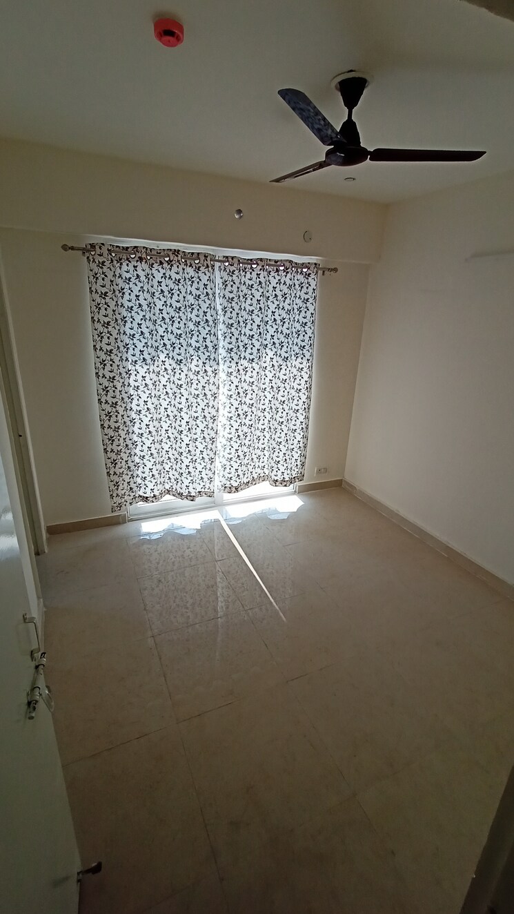 Room, signature-global-prime 2 Bedroom 573 Sq.Ft. Apartment In Sector 63a Gurgaon 9481024