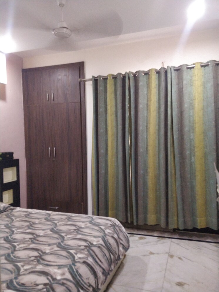 Bedroom, green fields colony 3 Bedroom 1800 Sq.Ft. Builder Floor In Green Fields Colony Faridabad 9481028