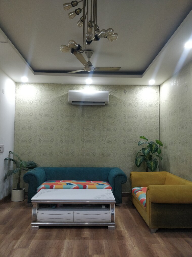 Living Room, green fields colony 3 Bedroom 1800 Sq.Ft. Builder Floor In Green Fields Colony Faridabad 9481028