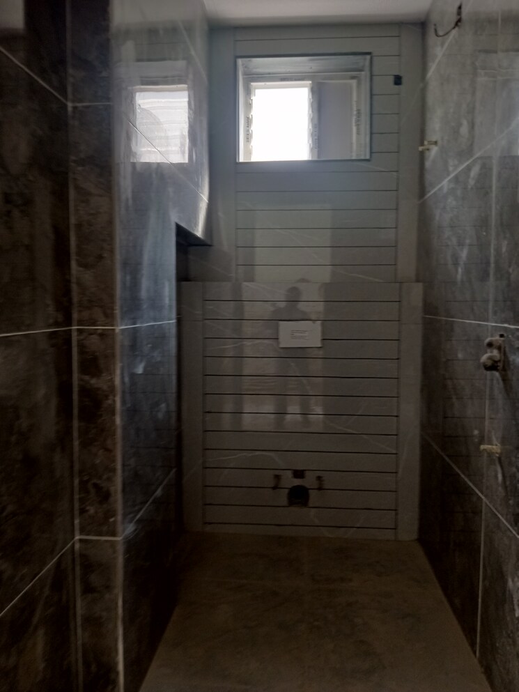 Bathroom, chanda nagar 4 Bedroom 3100 Sq.Ft. Apartment In Chanda Nagar Hyderabad 9481098