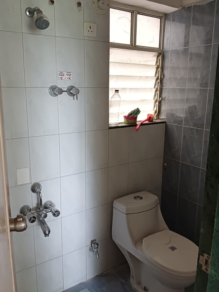 Attached Bathroom, patwardhan-usha-enclave 2 Bedroom 1000 Sq.Ft. Apartment In Vadgaon Budruk Pune 9481095