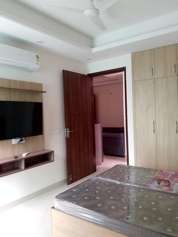 Bedroom in 1 BHK Builder Floor at M3M Atrium, Sector 57 – for Rent