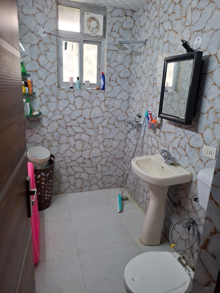 Bathroom, piyush-heights 2 Bedroom 1265 Sq.Ft. Apartment In Sector 89 Faridabad 9481096