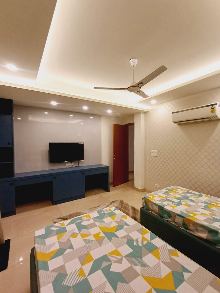 Bedroom, samiah-media-village 5 Bedroom 5790 Sq.Ft. Villa In Phi Iv Greater Noida Greater Noida 9481255