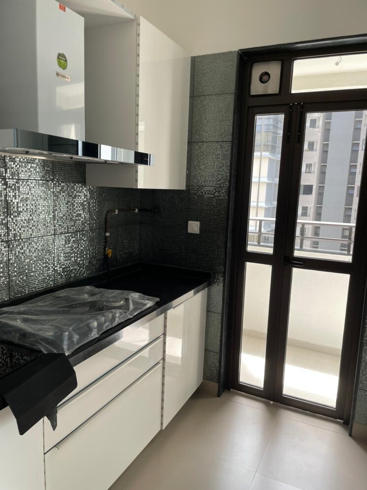 Kitchen, lodha-the-park 3 Bedroom 1190 Sq.Ft. Apartment In Worli Mumbai 9481111