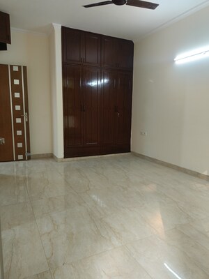 3 BHK Builder Floor For Rent in Unitech South City II, Sector 50